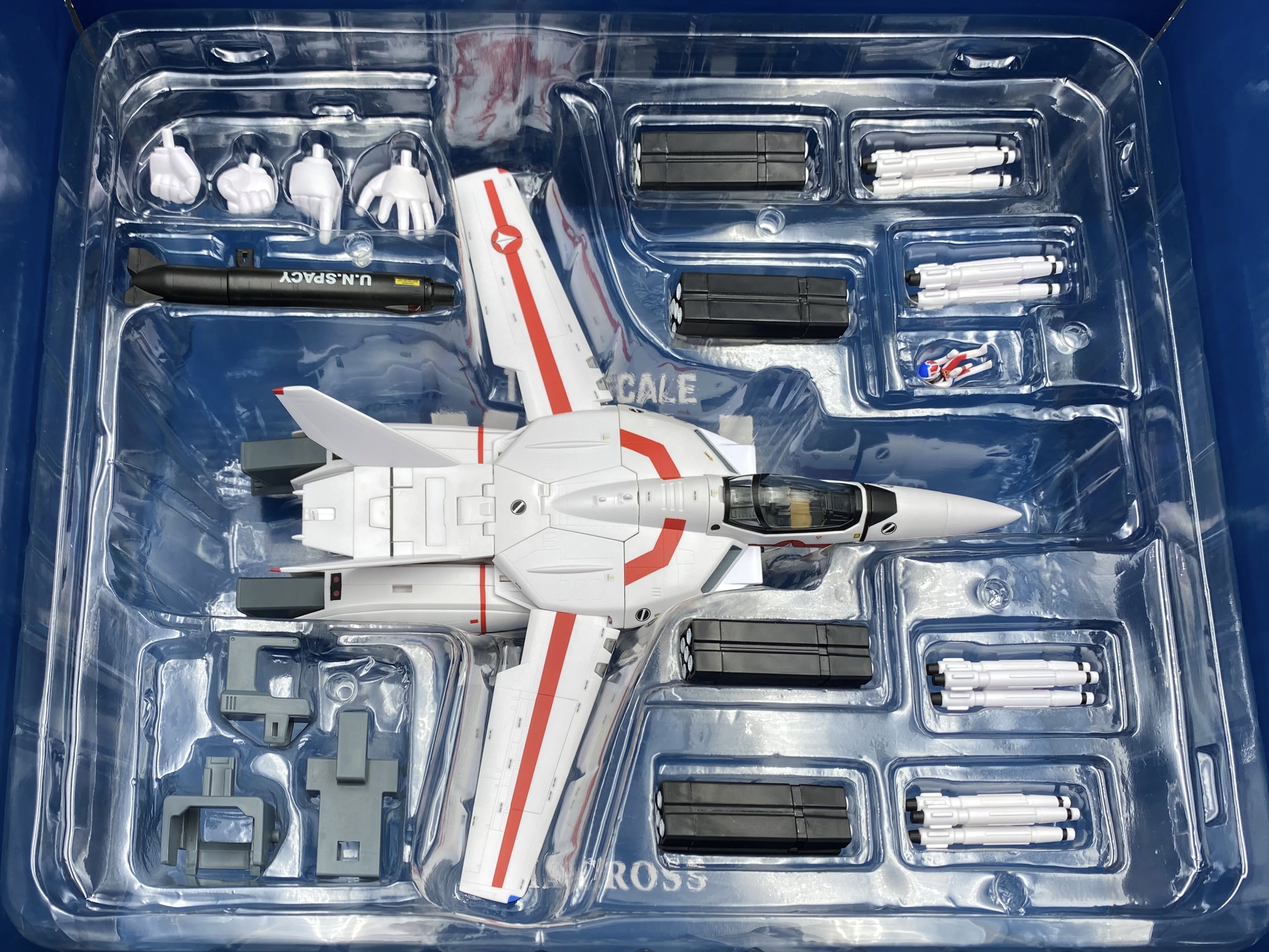 バルキリー格納庫 - アルカディア VF-1J アーマードバルキリー