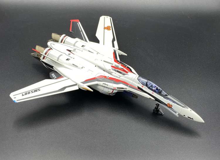 バルキリー格納庫 - VF-25 メサイア