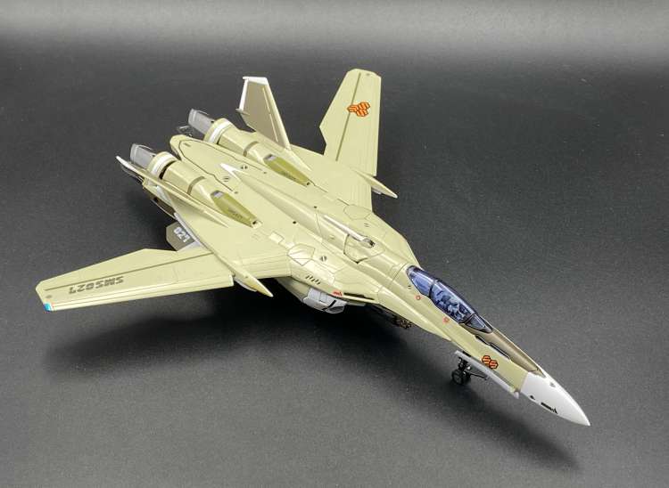 バルキリー格納庫 - VF-25 メサイア